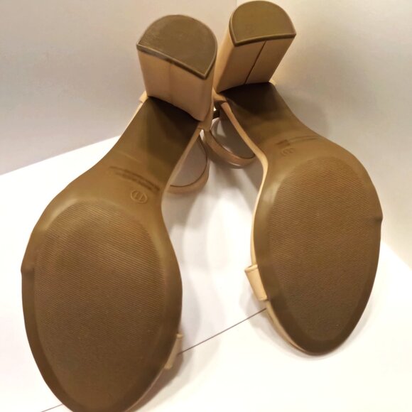 DREAM PAIRS HEELS WOMEN SHOE SIZE 11   FEMININE WITH ANKLE STRAP   CREAM - Picture 3 of 4